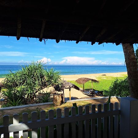 Sailors' Bay Bed & Breakfast Hikkaduwa Exterior photo