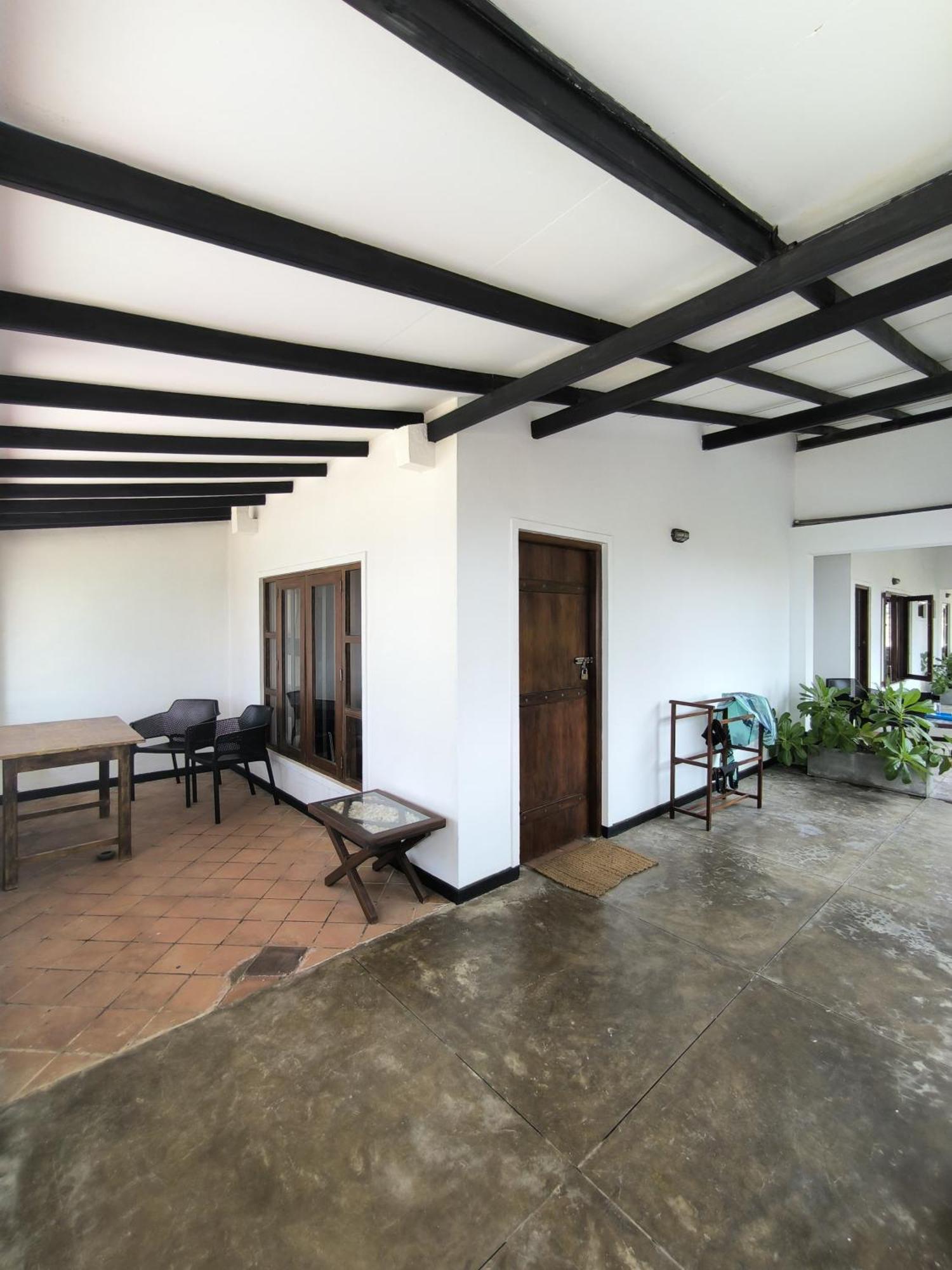 Sailors' Bay Bed & Breakfast Hikkaduwa Exterior photo